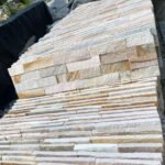 LightBeigeQuartziteStackedStoneClassificationLedgerPanelNaturalSlateWallCladdingInteriorExteriorDecorationSplitStyleDesign 4