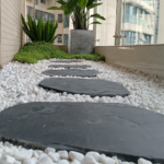 BlueStoneRusticGardenSidewalkPavingMachineOutdoorLandscapingWalkwayVillaAcid ResistantStepPavingMachineNaturalFlagPathTile 5